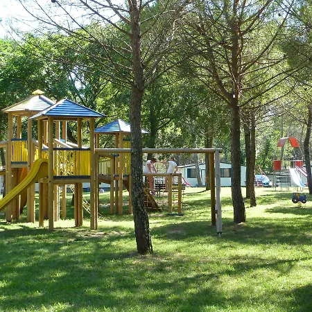 Chalet With Terrace Near The Sea 샬레 Belvedere (Friuli Venezia Giulia)
